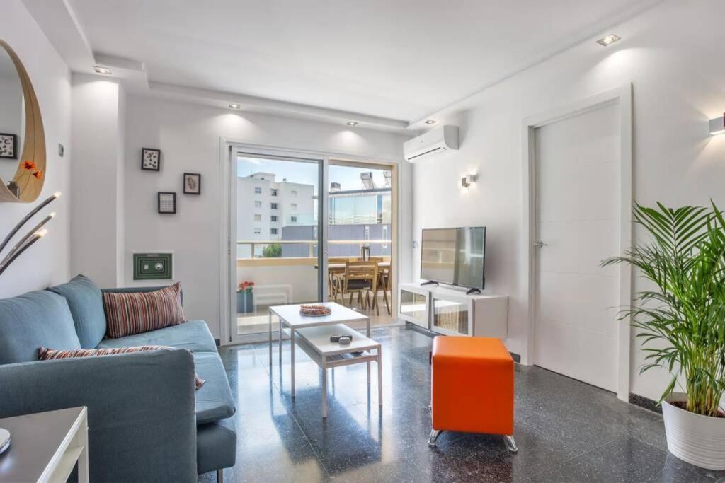 Puertosol 33 - 2 Bed Apartment, Beach Puerto Marina 베날마데나코스타 외부 사진